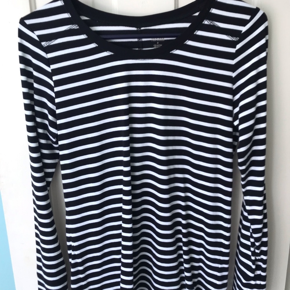 Long sleeve tee